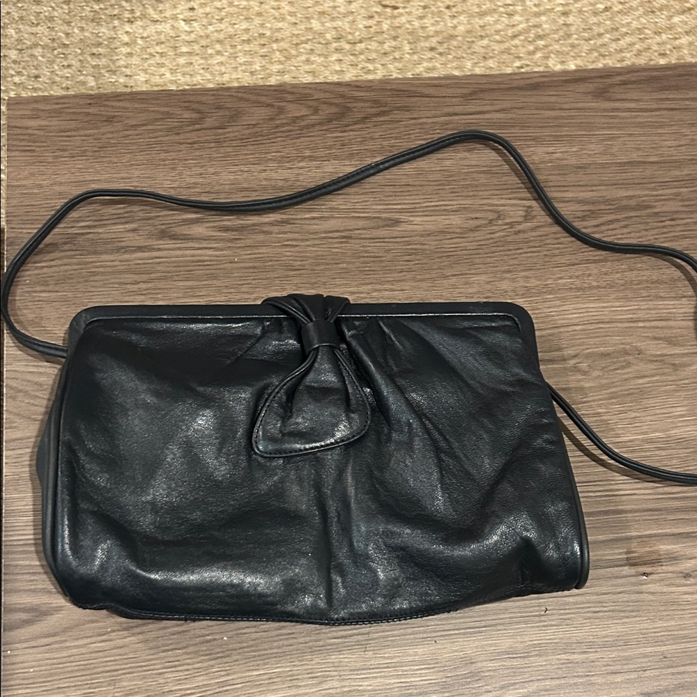Chic Black Leather Shoulder Bag